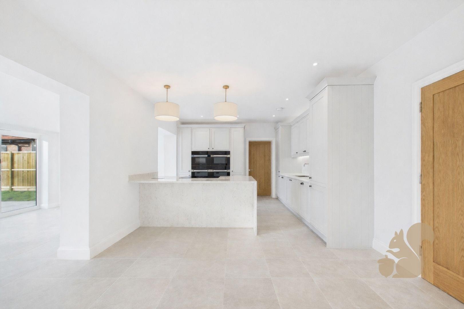 Moulsham Green - Kitchen Side.jpg